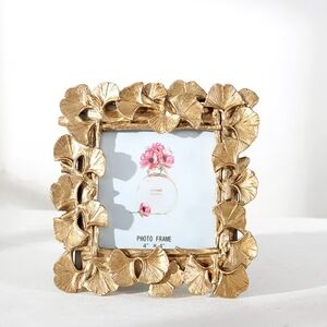 Jonson NWT 4"x4" Ginko Leaves Picture Frame In Resin Gold & Glass